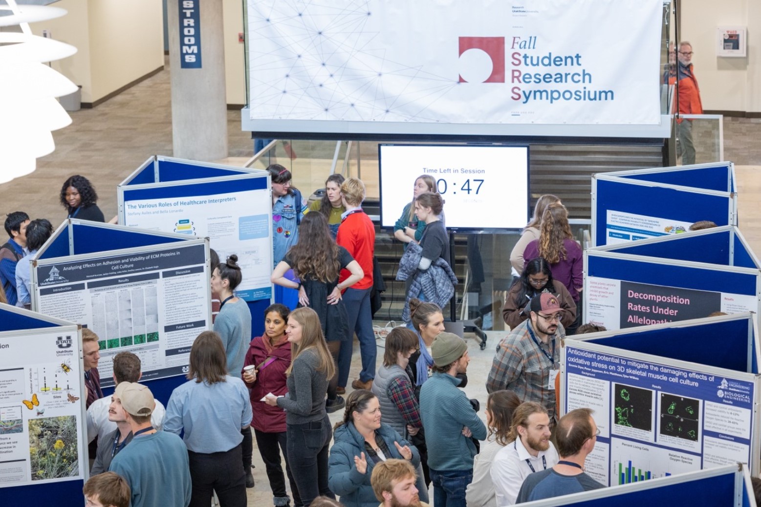 Undergraduate students present their research at the 2023 Fall Student Research Symposium. Photo by Aaron Fortin